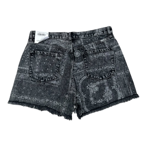 Kancan Black Bandana Print Jean Shorts - Size 13/30 - Picture 6 of 6